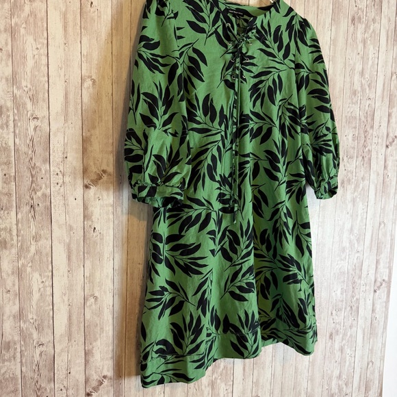 Who What Wear Island Palm Linen Blend Shift Dress - Picture 2 of 7